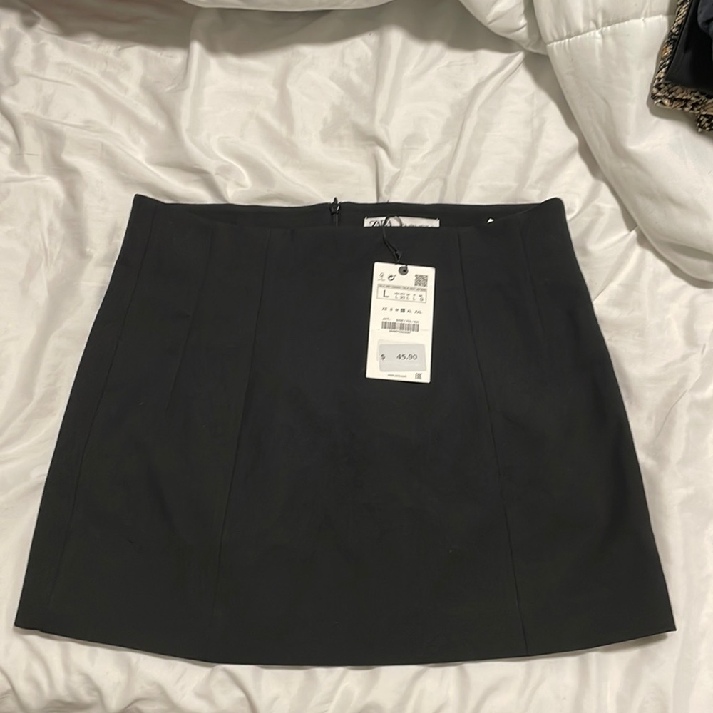 ZARA BLACK MINI SKIRT NEW